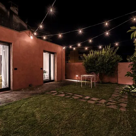 Διαμέρισμα Microcosmo *