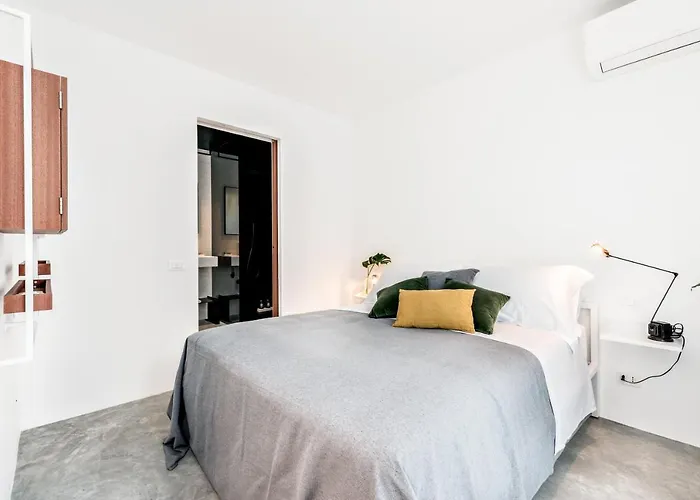 Διαμέρισμα Microcosmo